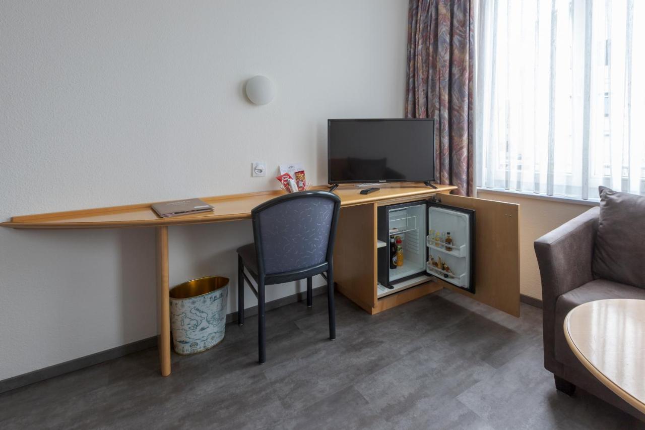 Hotel Rynach Reinach  Eksteriør bilde