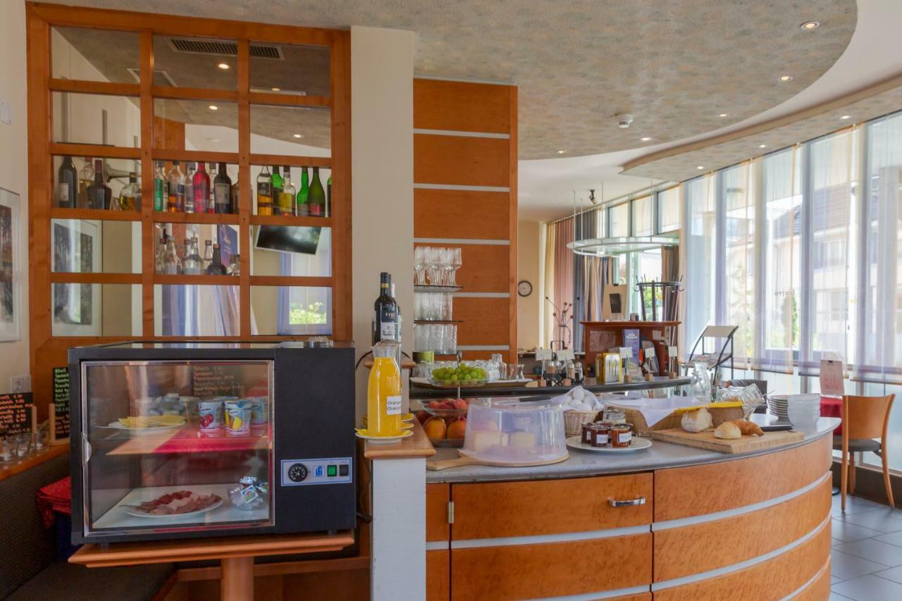 Hotel Rynach Reinach  Eksteriør bilde
