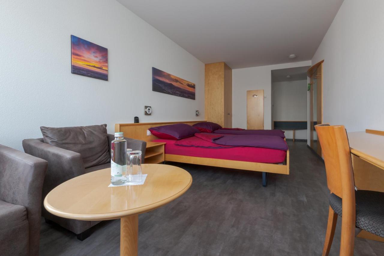 Hotel Rynach Reinach  Eksteriør bilde
